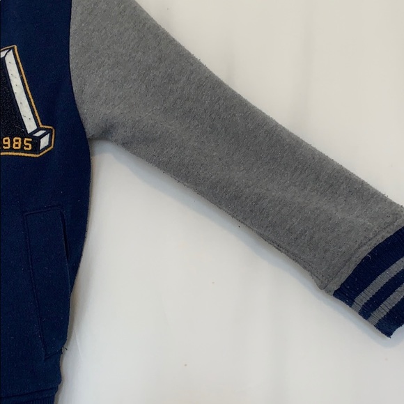 Arizona Jean Company age 6 - Picture 6 of 11